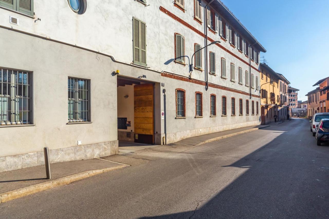 Cozy Flat 500M From Affori Fn! Apartment Milan Luaran gambar